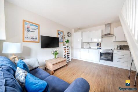 Living/Kitchen