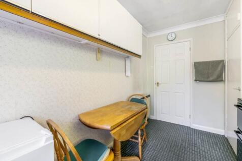 25 Bow Gate (Gosberton)-14