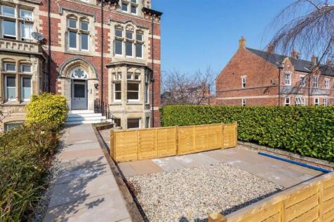 Freemantle terrace, North Road, Ripon photo 3