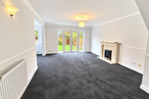 Holmsdale Close, Westcliff-on-Sea, Essex, SS0 photo 5