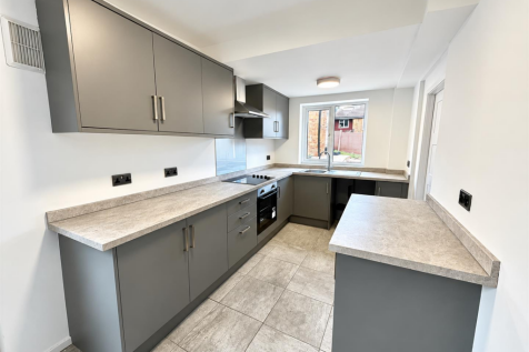 Kitchen: