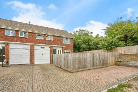 Ryde, PO33 - property photo