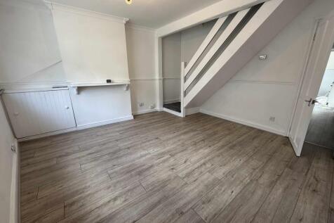 Central Rd, Hugglescote, Coalville, LE67 photo 5