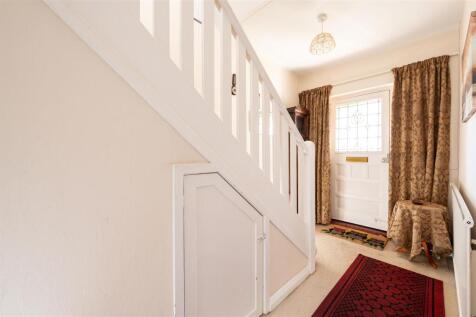 6 Bearton Avenue-01.jpg