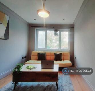 £950 Private Lounge Included With Room 2