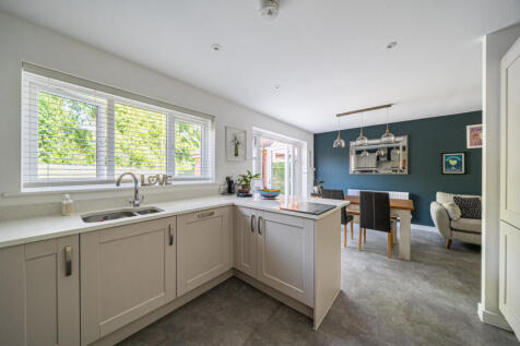 1-1312242-1-6858f...