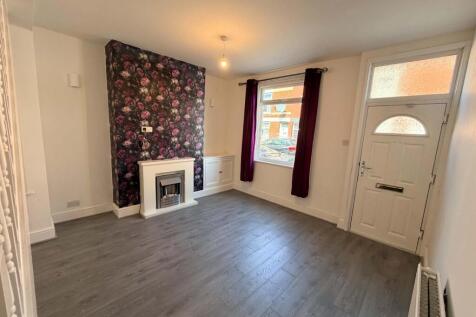 Madison Street, Gorton, Manchester photo 5