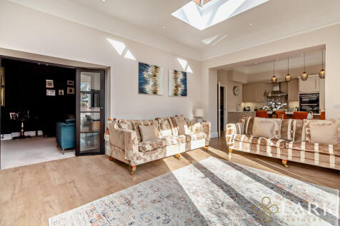 8664270-interiorW...