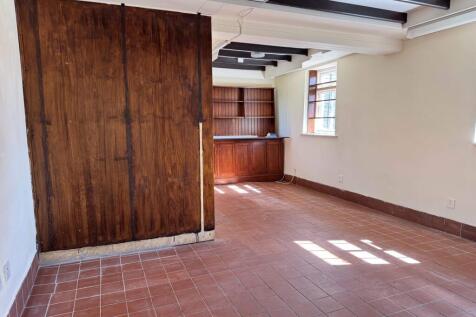 Commercial Property to rent Image 6