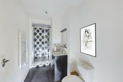 Property_EBE5_IMG...