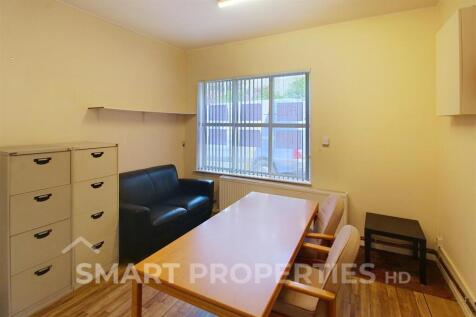 Commercial Property to rent Image 7