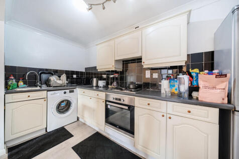 Fitzwalter Place, Chelmsford Road, Dunmow, Essex, CM6 photo 4