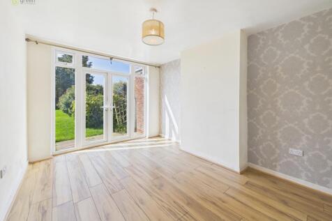 cam01698g0pr0193still002