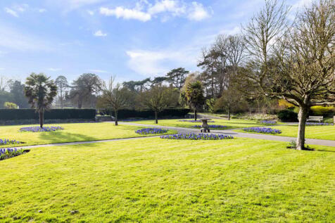 Kingsnorth Gardens