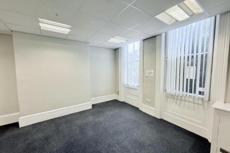 Office for sale Image 4