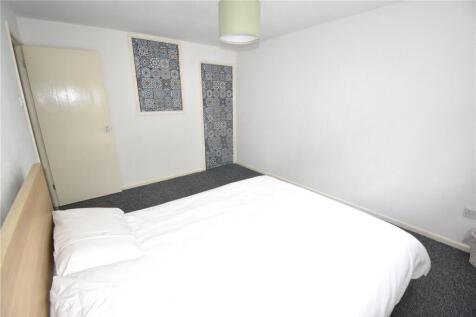 Marsh Close, Plymouth, Devon, PL6 photo 3