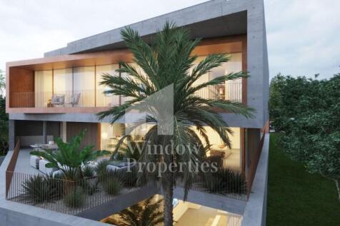 Luxury Contemporary 5 Bedroom Villa in Vale Formoso