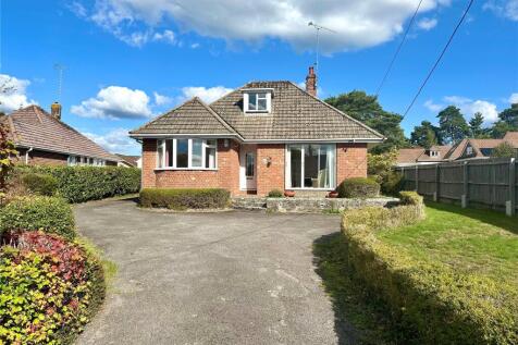 Ringwood, BH24 - property photo