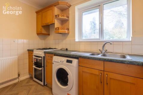 Ashdown Close, Moseley, B13 9ST photo 3
