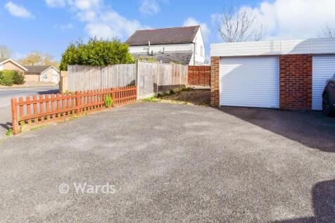 Driveway/Parking