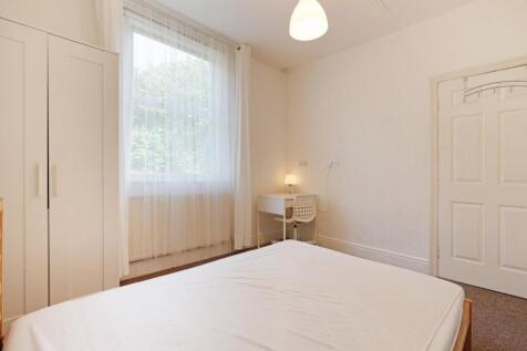 1st Bedroom a.jpg