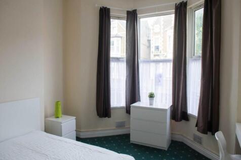 Colum Road (Rooms), Cathays, Cardiff photo 3