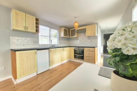 Lounge/Kitchen