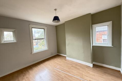 Mostyn Avenue, Wembley, HA9 photo 4