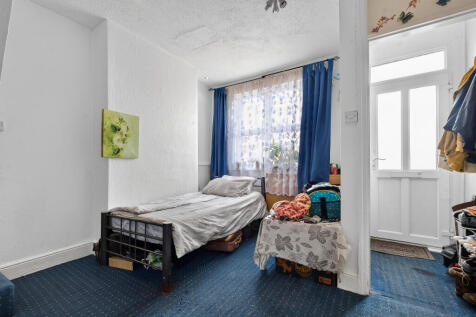 Living Room (new)