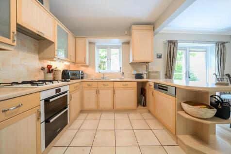 Davidson Frost-Wellings, DFW, Chambers Walk, Stanm