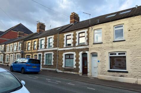 Call 02920 454555 to secure your viewing_13