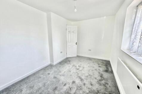 Tomlinson Avenue, Luton, Bedfordshire, LU4 photo 5