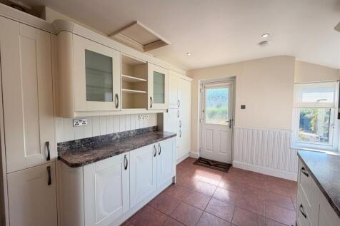 Dawlish Road, Leafield, TQ14 photo 3