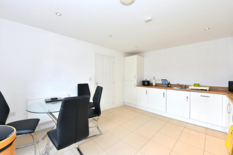 21 Dove Close, Shrewsbury, SY2 6FB photo 4