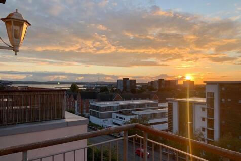 6, 14 Avenel Way sunset.jpg