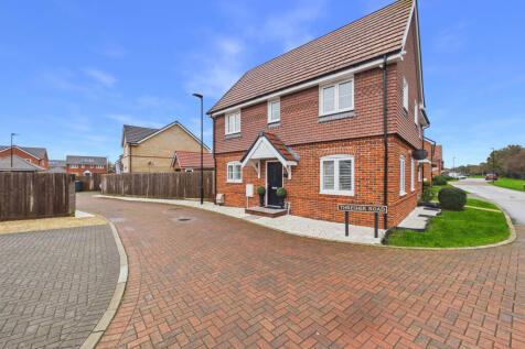 CAM01354G0-PR0648-STILL020