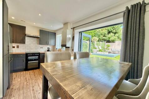 Kitchen / Breakfast