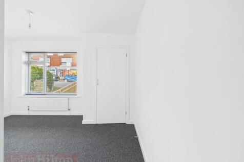 CAM02534G0-PR0622-STILL005.jpg