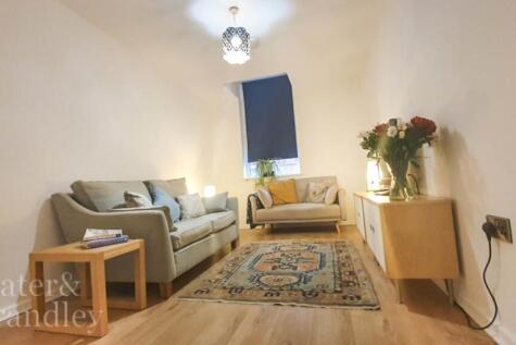 Lrg_Flat 4 Lounge