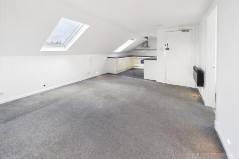 Westhead Close, Kirkby, Liverpool, L33 photo 3