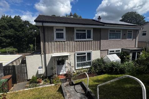 front exterior NE...