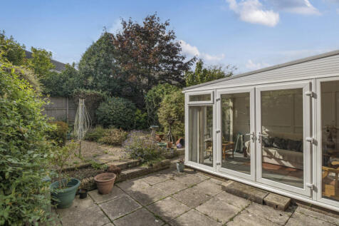 1359857-3-68da876...