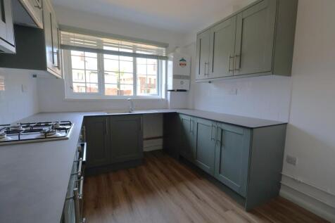 Fraser Road  Gosport  UNFURNISHED photo 4