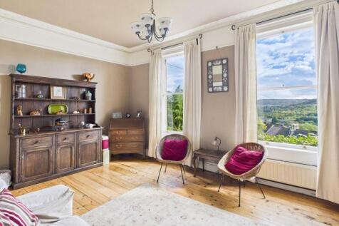 Sitting room / Bedroom