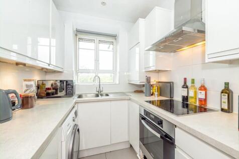Kitchen .jpg
