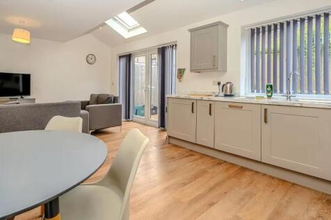 Cinderford Close, Bristol, BS10 photo 3