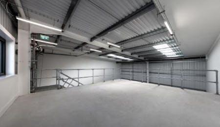 694 Stirling Road 4.jpg