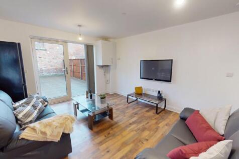 Blue-Fox-Close-2 (1)