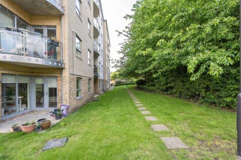 Thomas Jacomb Place, E17