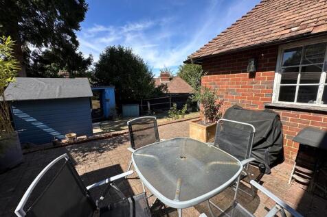 patio2.jpg